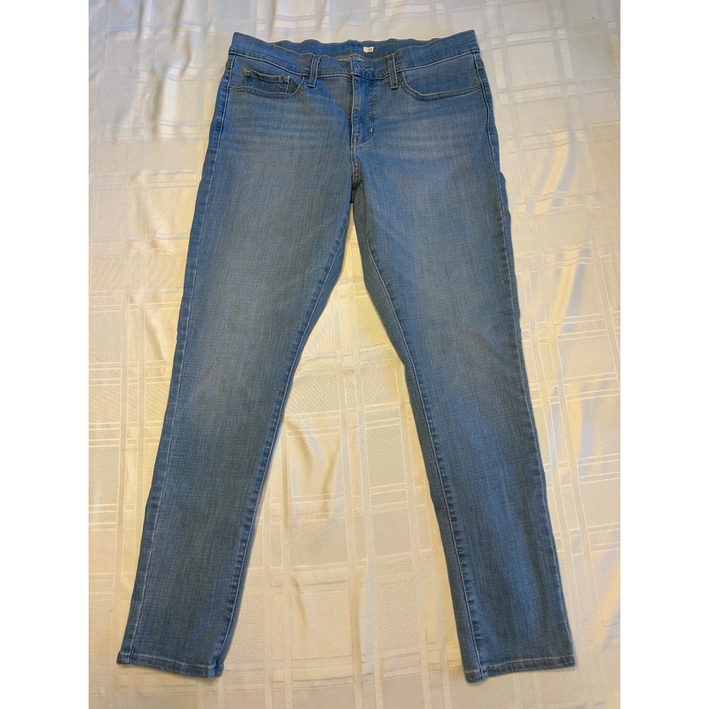 Levi's Jeans Women 32 x 30  Light Blue 311 Shaping Skinny Stretch Denim 19626